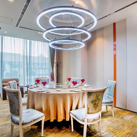 Holiday Inn Express City Centre Dalian By Ihg Exterior foto