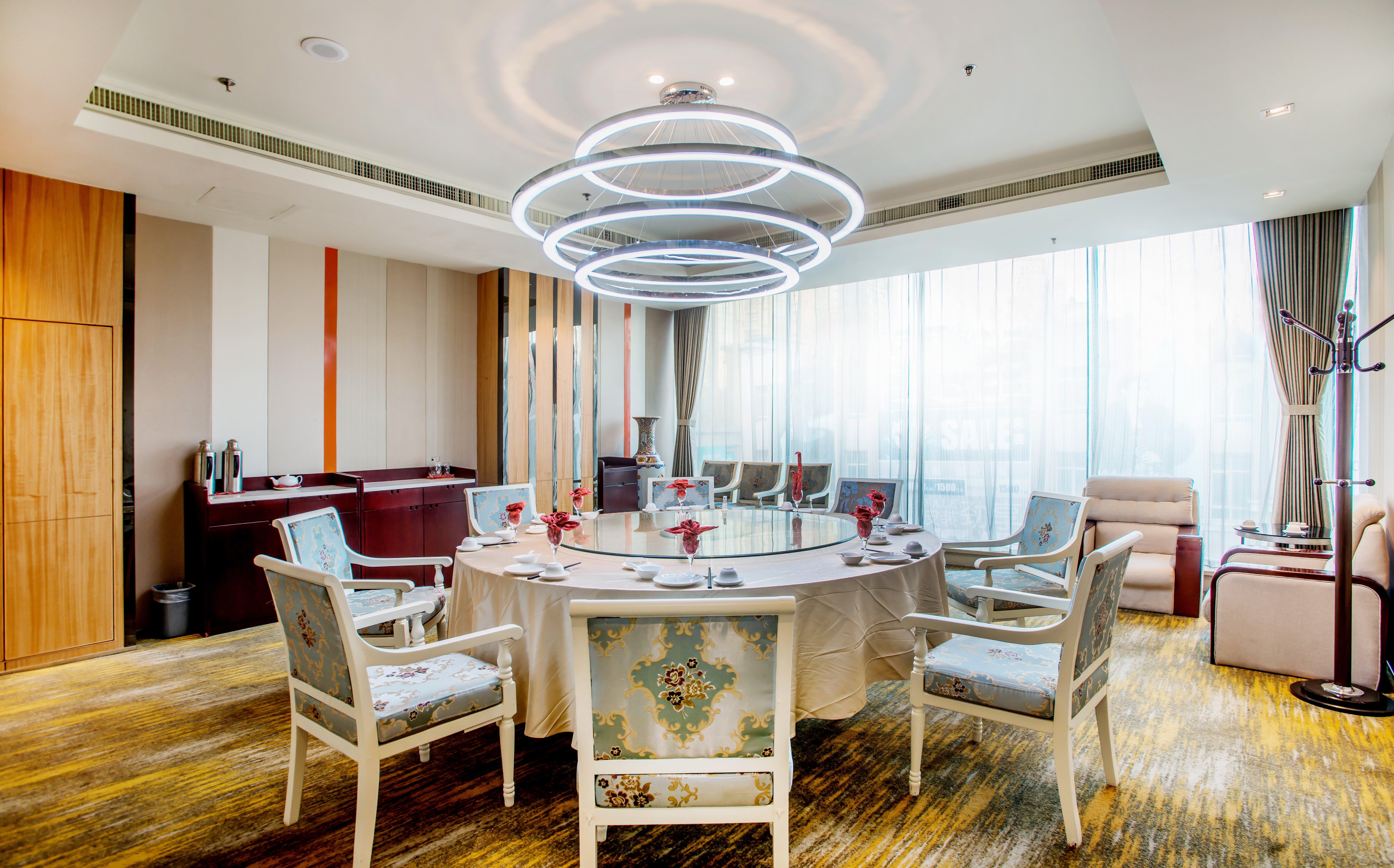 Holiday Inn Express City Centre Dalian By Ihg Exterior foto