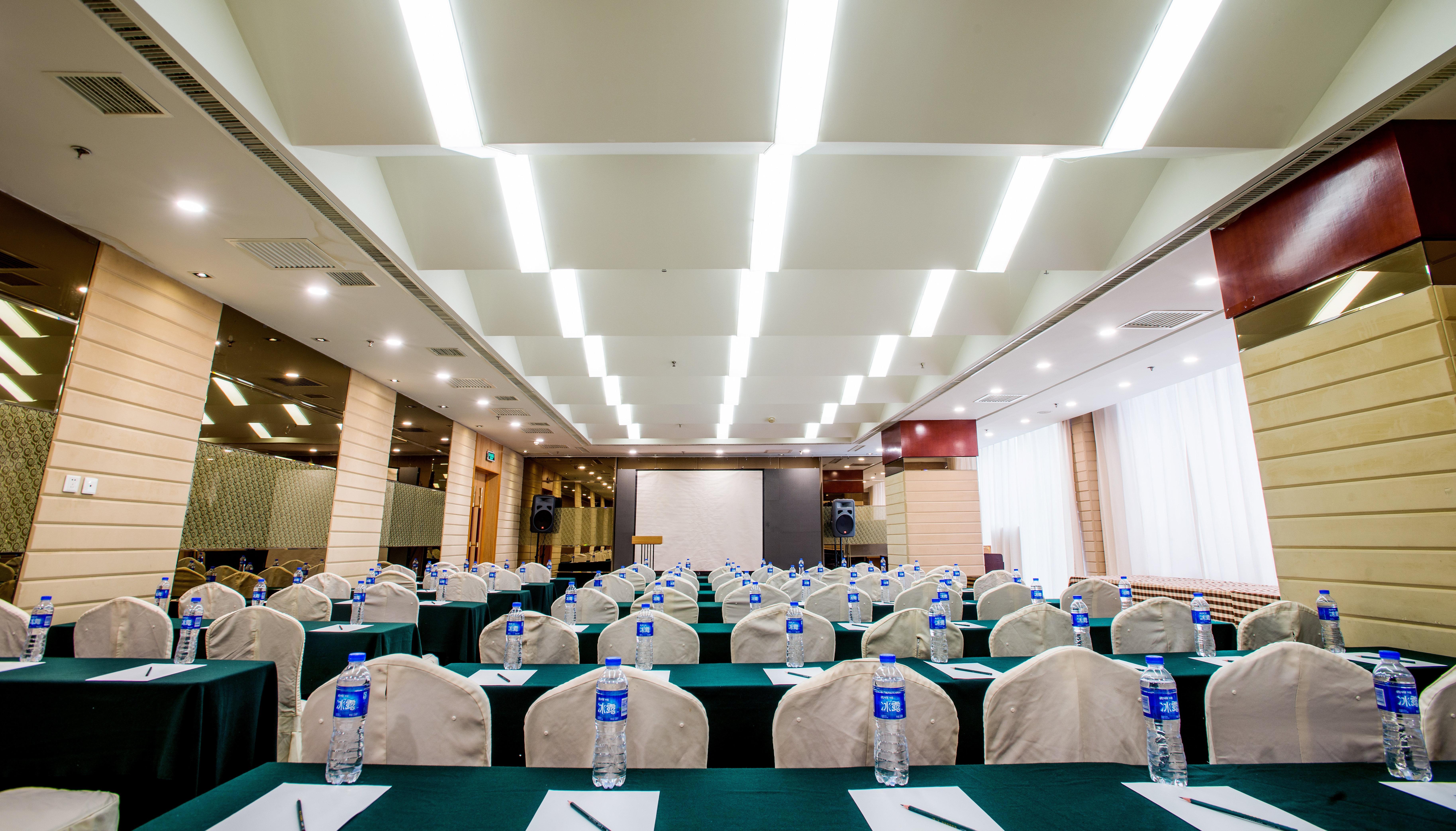 Holiday Inn Express City Centre Dalian By Ihg Exterior foto